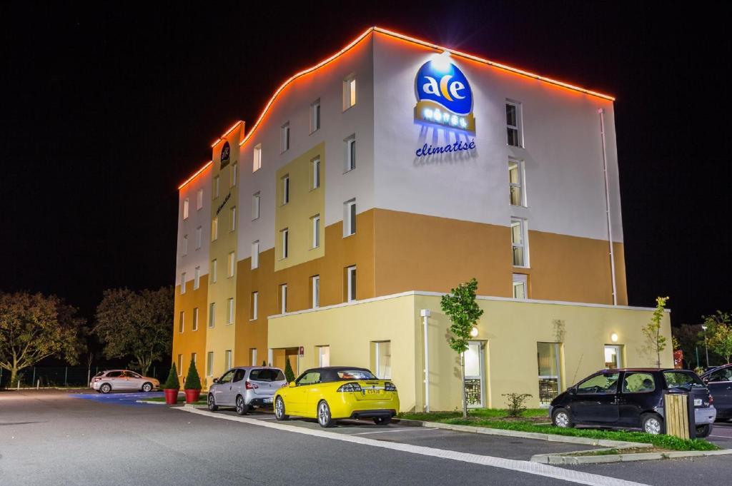 Ace Hotel Bourges Exterior photo